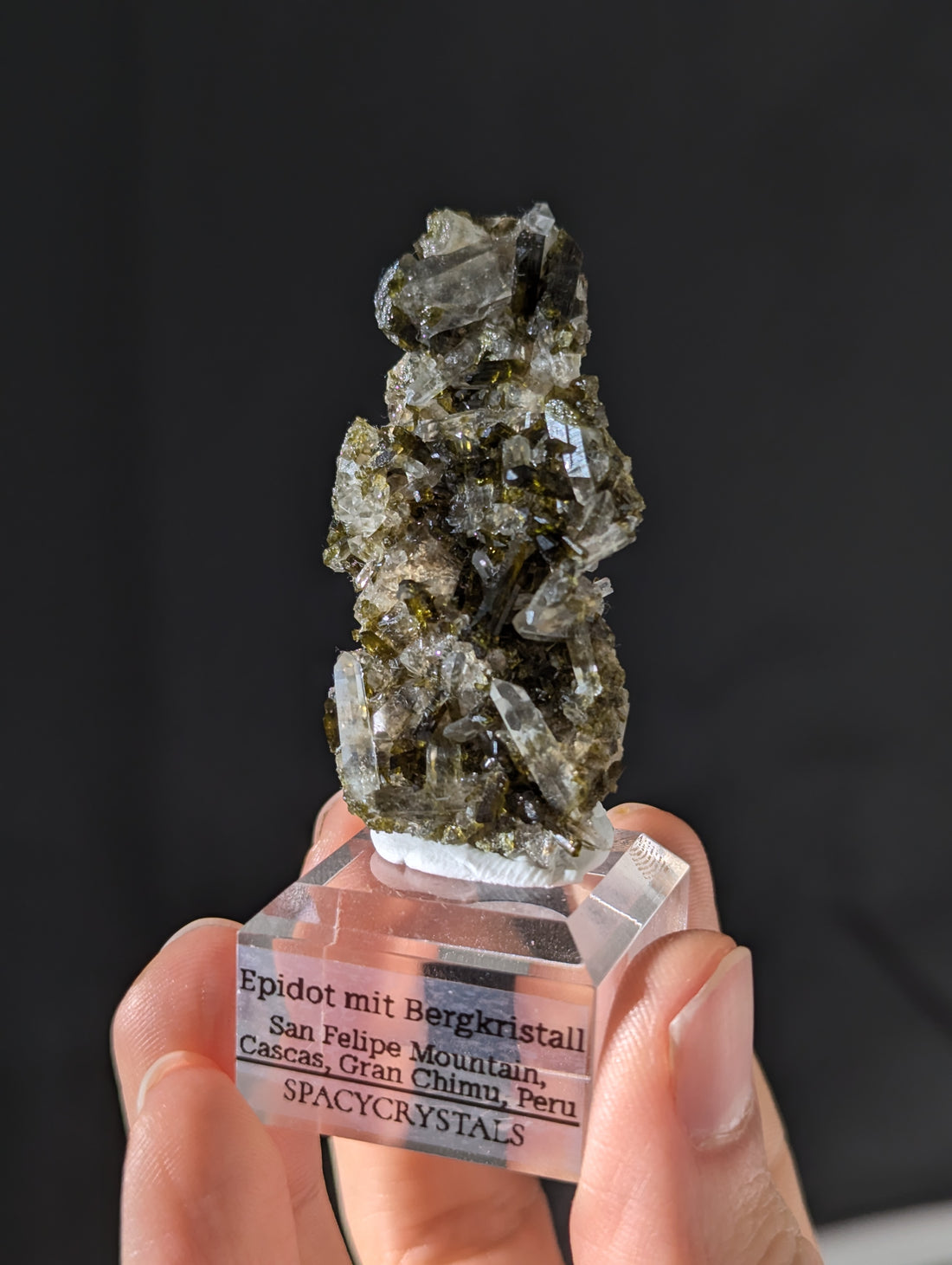 Epidot mit Bergkristall, San Felipe Mountain in Peru