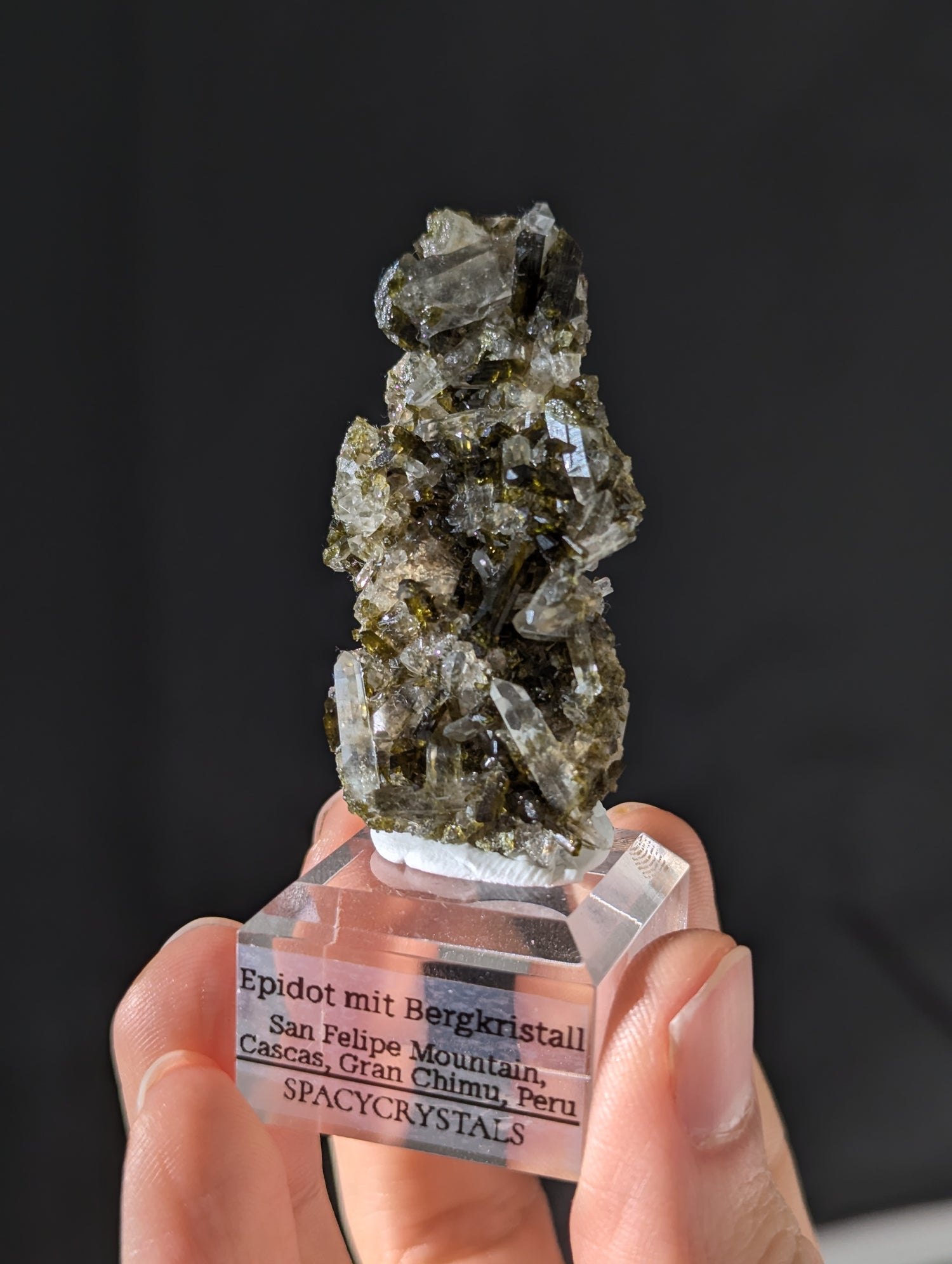 Epidot mit Bergkristall, San Felipe Mountain in Peru