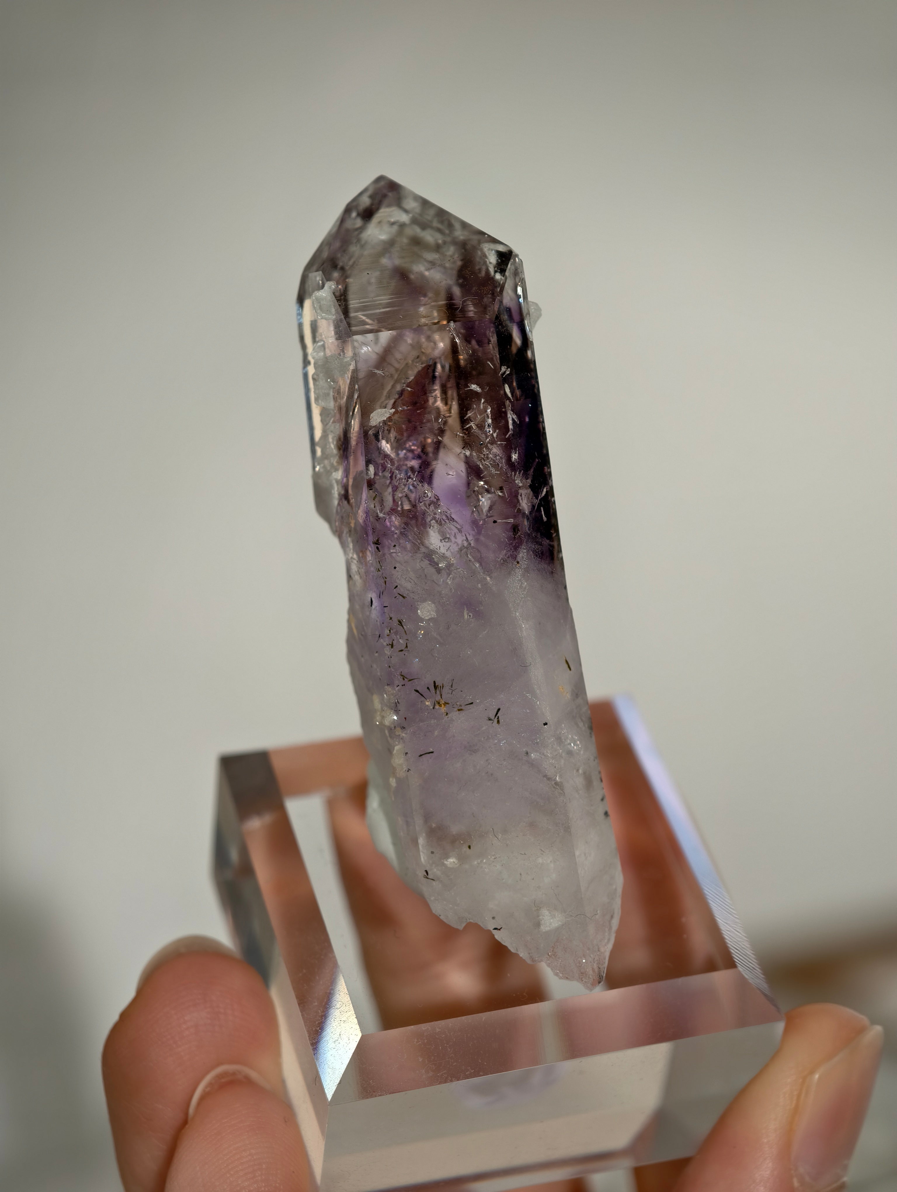 Streep Mine Amethyst Spitze aus Goboboseb, Namibia